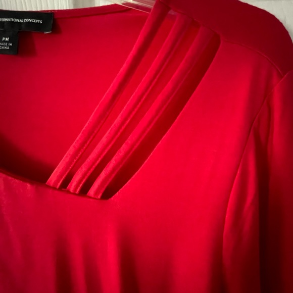 INC International Concepts Red Top Size Petite Medium - Picture 2 of 3